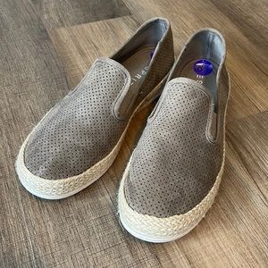 Esprit Slip-on shoes